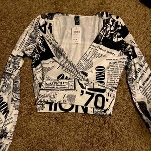 Long sleeve news article shirt